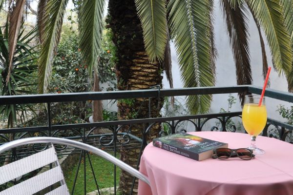 Hotel Bretagne (Corfu)